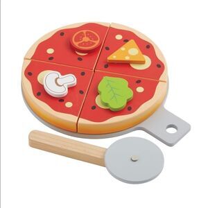 Toy Pizza 🍕 Play set NWT MUDPIE Mango wood, Removable Slices & Toppings slicer